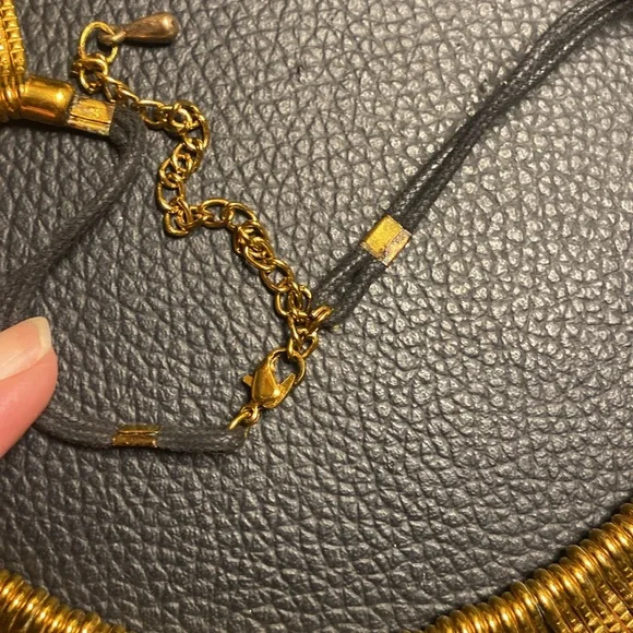 Vintage bib style necklace - Picture 4 of 4